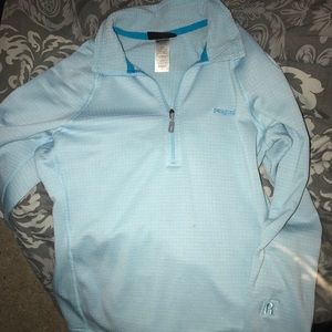 Patagonia Women’s Light weight 1/4 zip